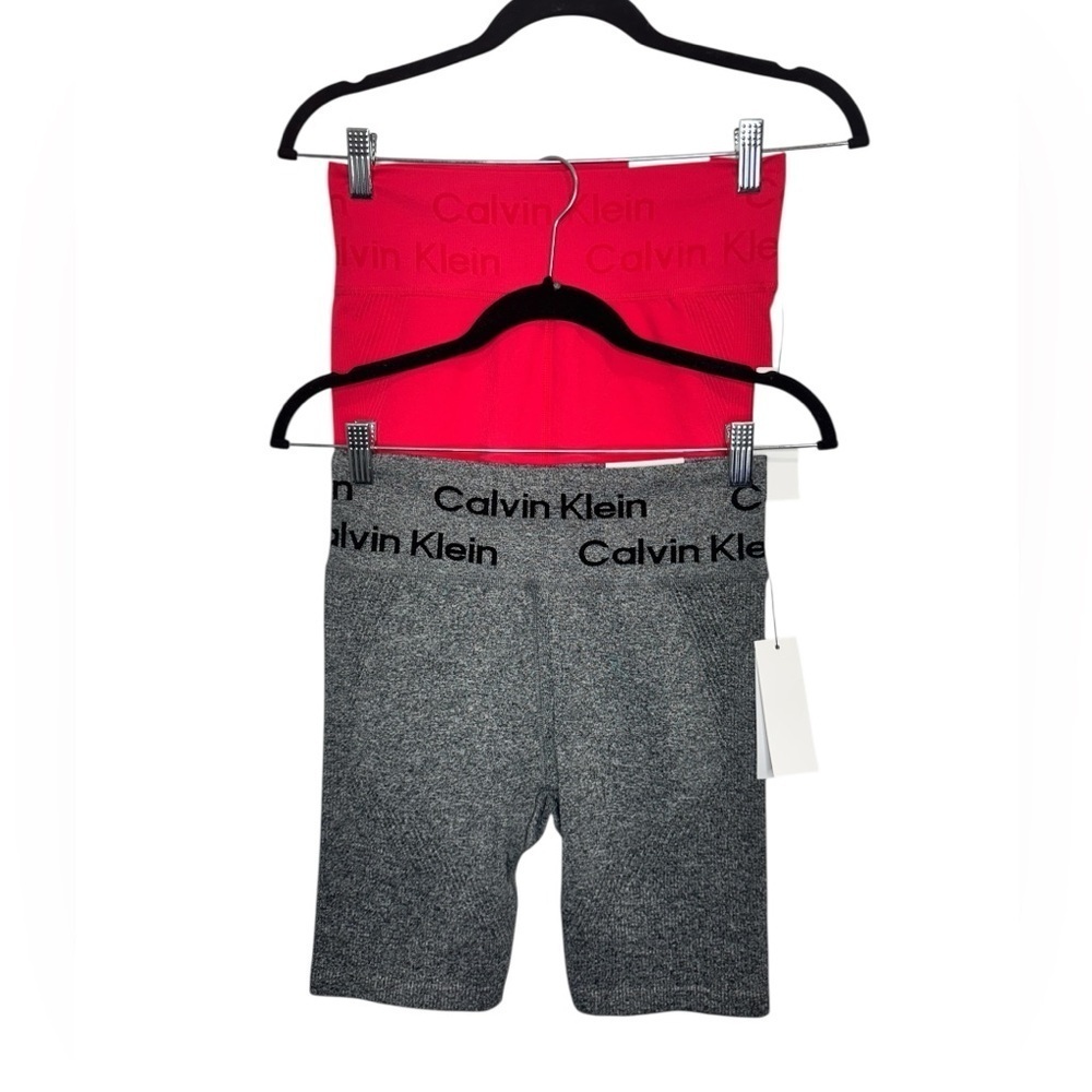 Bundle Calvin Klein Performance Seamless Ribbed Shorts - Picture 2 of 16